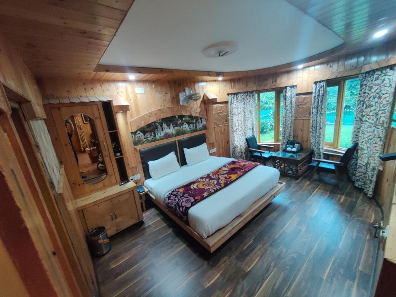 Bombay Palace Hotel Pahalgām Kültér fotó